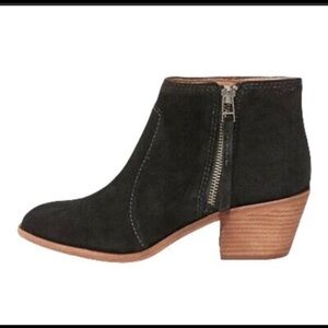 Madewell black side zipper booties sz 8